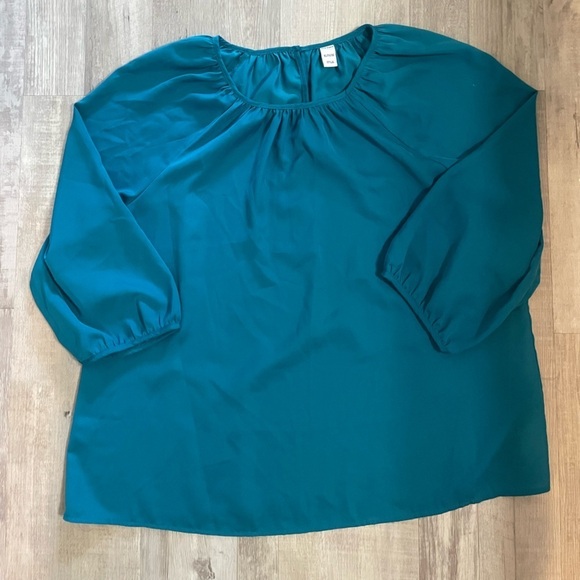 Old Navy XL scope necked blouse. Lagoon blue color - Picture 2 of 10